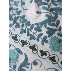 Craft Sisters - Suzani blanket 01