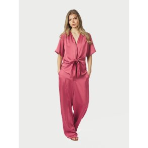 Neo Noir - Casadia Heavy Sateen Blouse - Cherry Pink