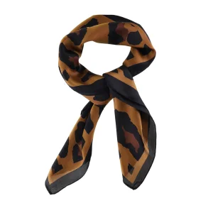 By Str - Callie Trklde 