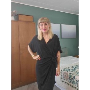 Relove And Roses - Lilja Kjole - Sort