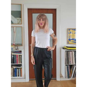 Depeche - Baggy skindbuks - 50470 Sort