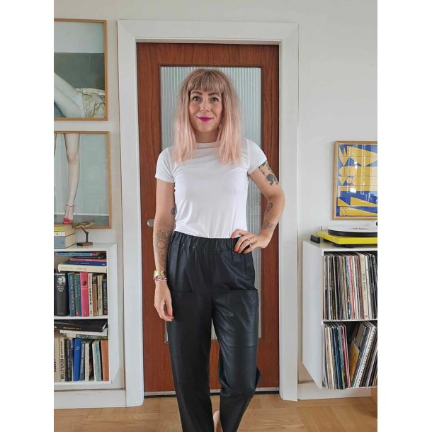 Depeche - Baggy skindbuks - 50470 Sort