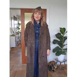 My Essential Wardrobe - Tara Suede Trenchcoat - Delicioso