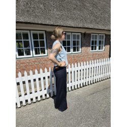 Wrangler - High Rise Jeans - Canyon - Denim Lines