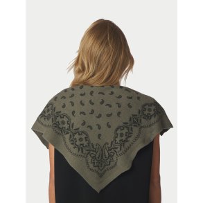 Neo Noir - T�rkl�de - Adelina Paisley Knit Scarf