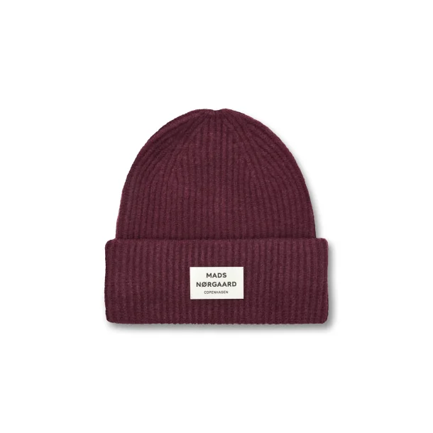 Mads N�rgaard - Hue Anju Tosca - Winetasting