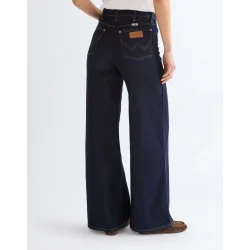 Wrangler - High Rise Jeans - Canyon - Denim Lines
