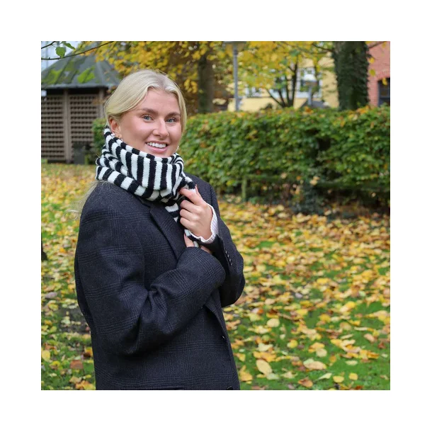 By Str - Trklde Kliva - Sort/Rhvid