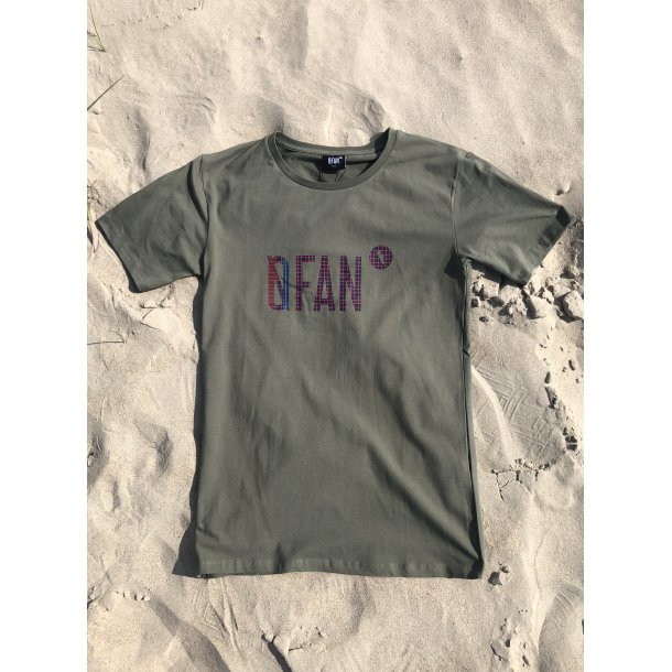 FAN - T-shirt - Logo Mrk Oliven