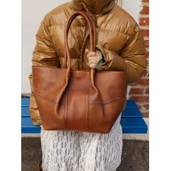 Re:designed - Taske - Mane Small  - Walnut