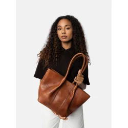 Re:designed - Taske - Mane Small  - Walnut