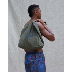 Mads Nrgaard - Mulepose Recycled Boutique Athen