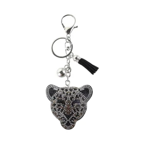 By Str -  Nglering - Leopard