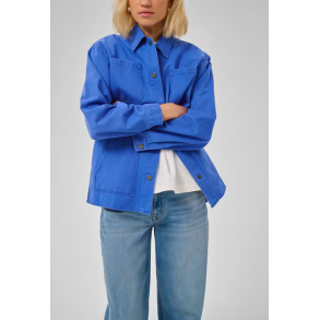 My Essential Wardrobe - Jakke Uma - Beaucoup Blue
