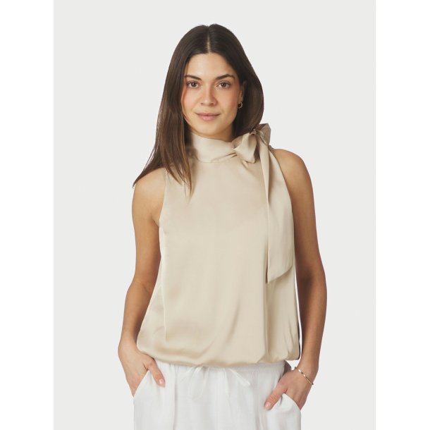 Neo Noir - Veda Drapy Satin Top - Dark sand