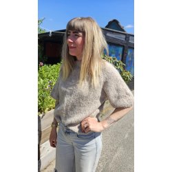 Coffee Beanies - Ida Short sleeved  Fluffy Alpaca - Sandy