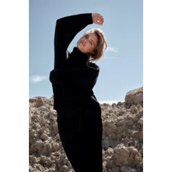 Moshi Moshi Mind - Strik - Honest Knit Roll-Neck - Black