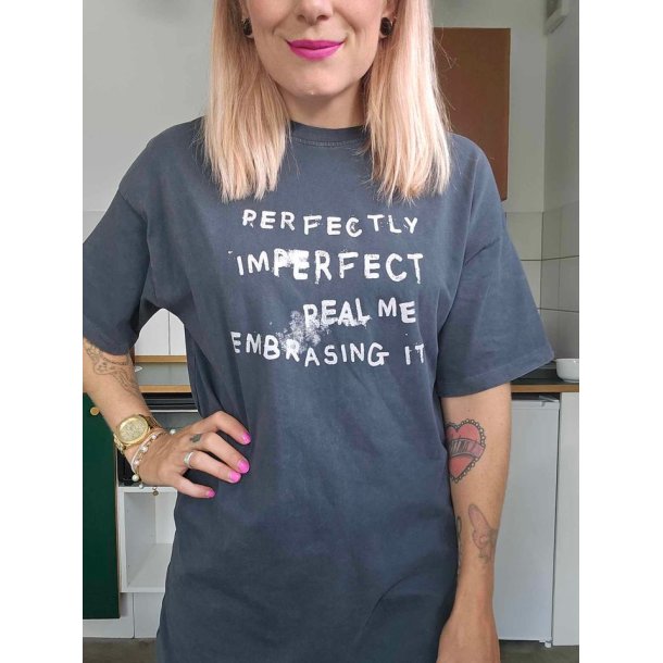 My Essential Wardrobe - Lisa Front Print Tee - Dark Grey Random Wash