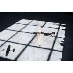 The Oak Men - Plane no. 1 - Fly samlest i egefiner