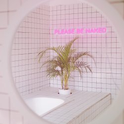 Candy Shock - LED Neonskilt - Please Be Naked