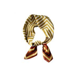 By Str - Callie Trklde - Gylden