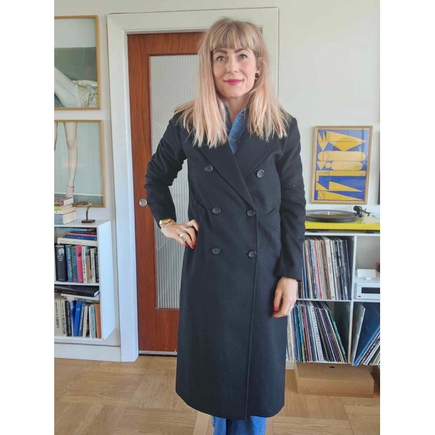 My Essential Wardrobe - The Coat - Black