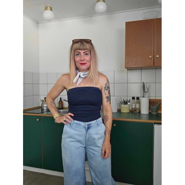 My Essential Wardrobe - Top Ayo MW - Dark Blue Un-Wash